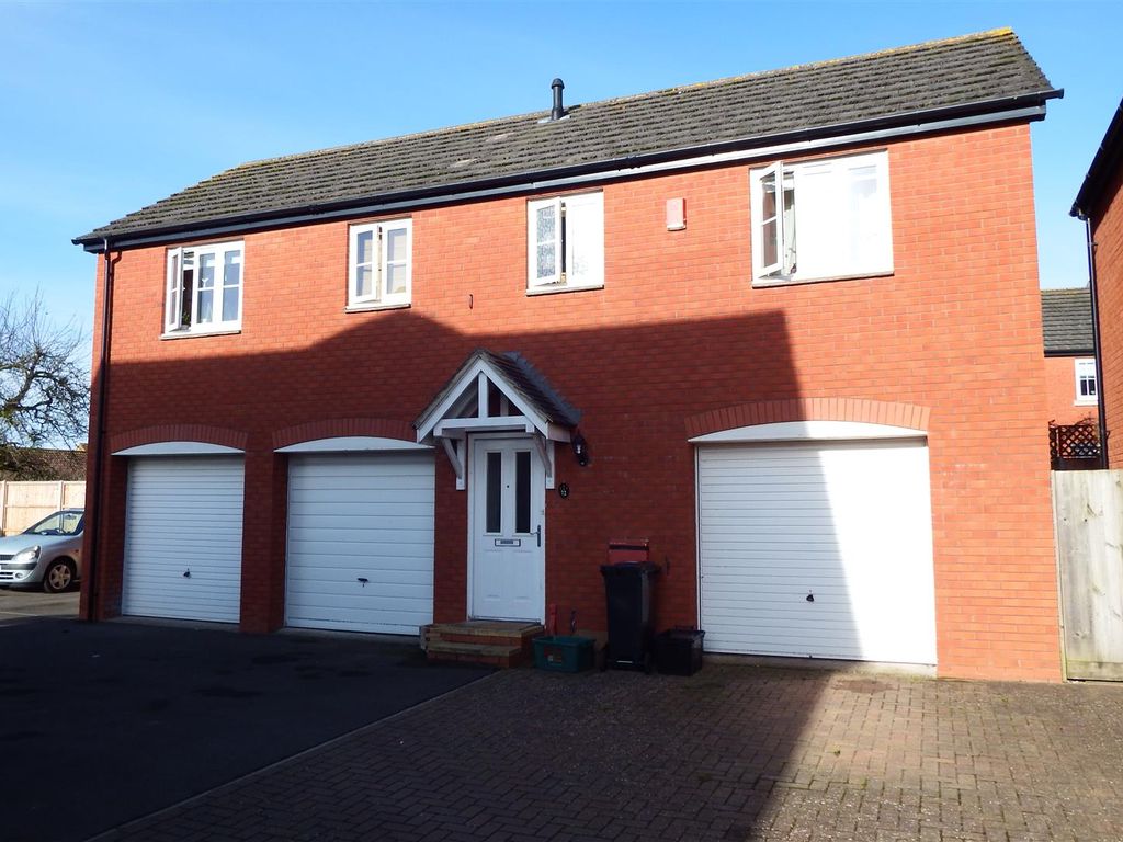 2 bed detached house to rent in St. Michaels Gardens, South Petherton