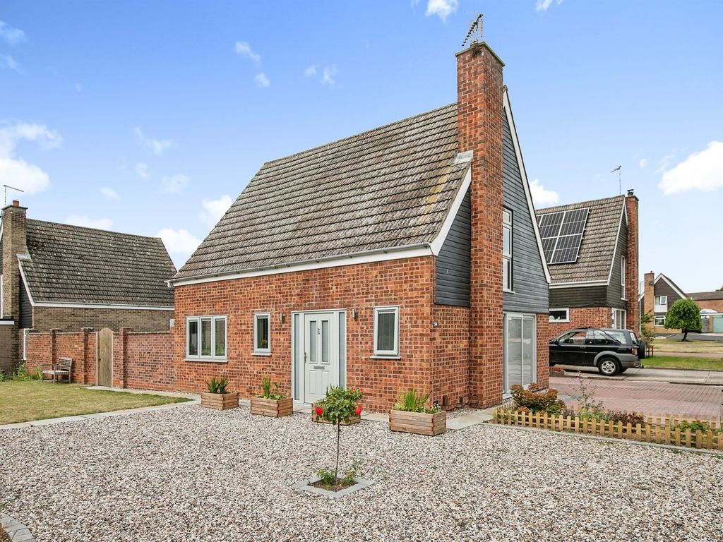 3 bed detached house for sale in Holyrood Close, Ipswich IP2 Zoopla