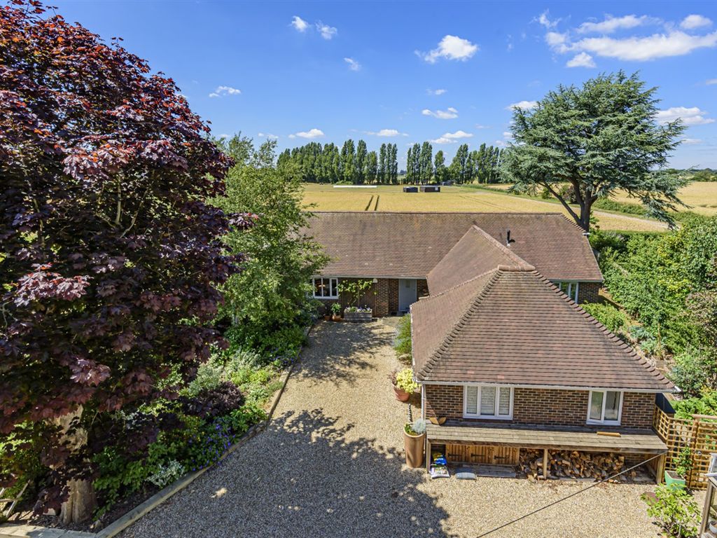 3 bed detached bungalow for sale in Delling Close, Bosham PO18 Zoopla