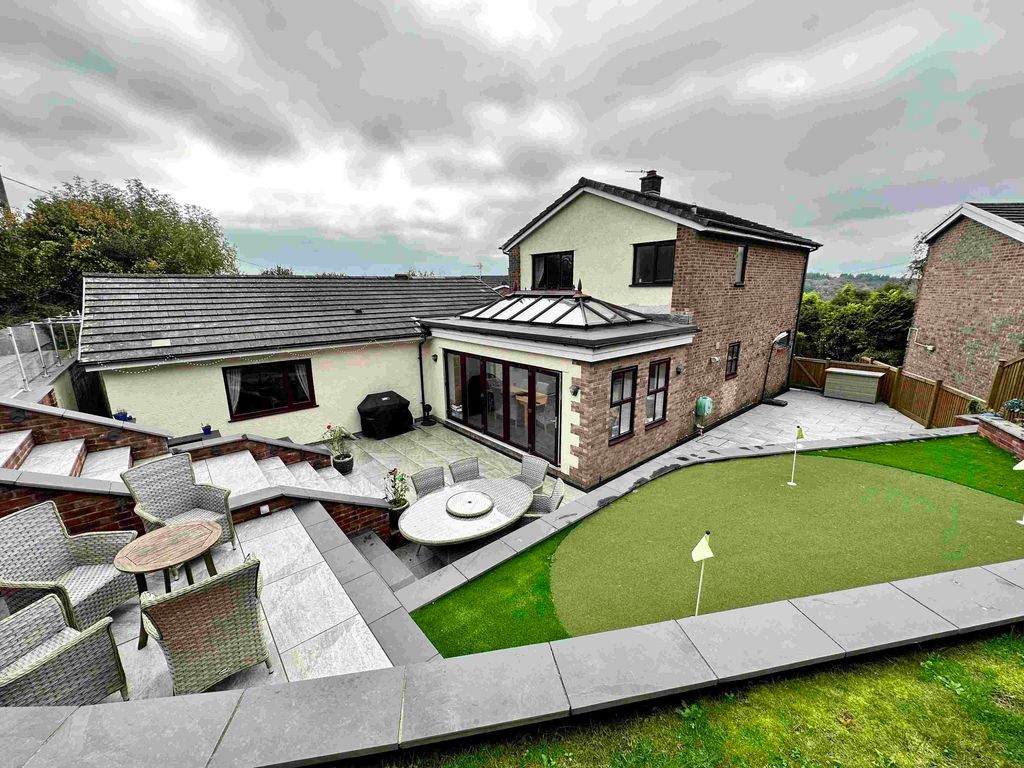 4 bed detached house for sale in Portreeve Close, Llantrisant