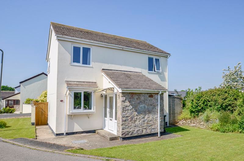 3 bed detached house for sale in Alma Road, Brixham TQ5, £330,000 Zoopla