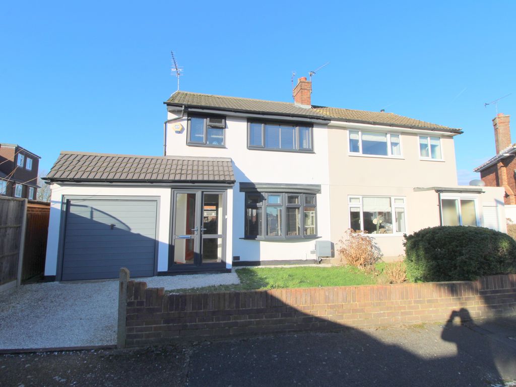 3 bed semidetached house for sale in Newhaven Crescent, Ashford TW15