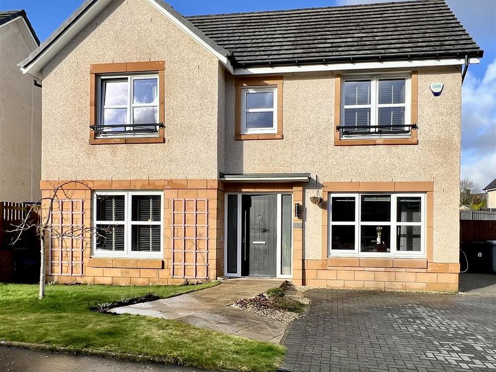 4 bed detached house for sale in Kingfisher Avenue, Ferniegair