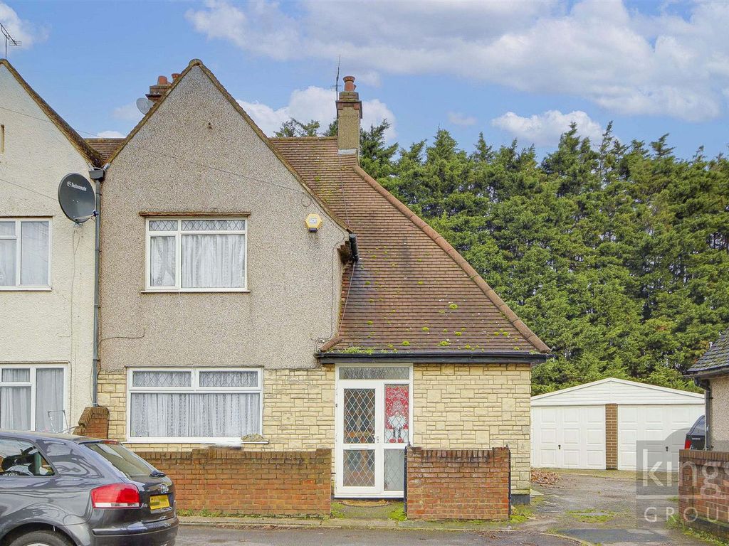 3 bed semidetached house for sale in Sweet Briar Green, Edmonton N9, £