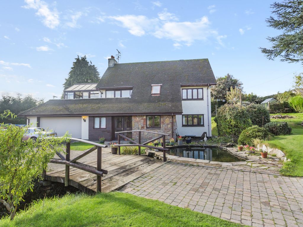 3 bed detached house for sale in Croesypant, Mamhilad, Monmouthshire