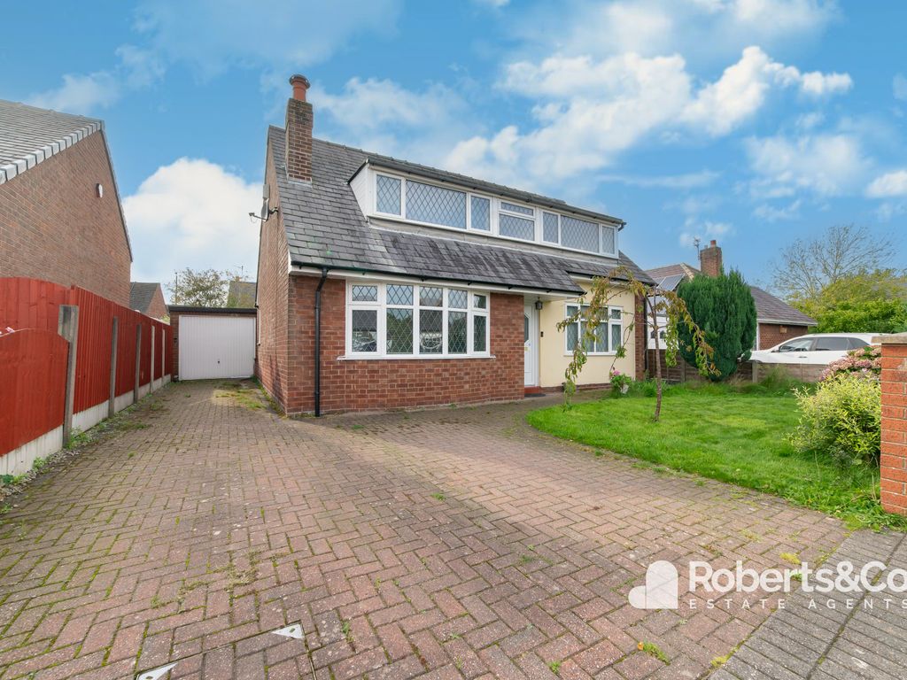 3 bed detached bungalow for sale in Aspels Crescent, Penwortham, Preston PR1, £325,000 Zoopla
