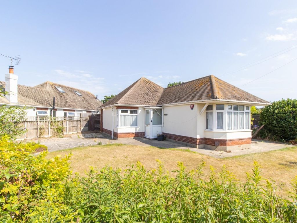 3 bed detached bungalow for sale in Stanley Road, Broadstairs CT10 Zoopla