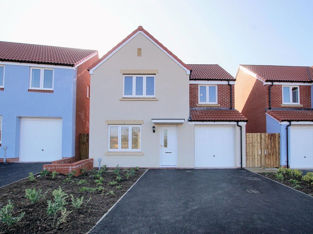 New home, 4 bed detached house for sale in Lyde Green, Emersons Green