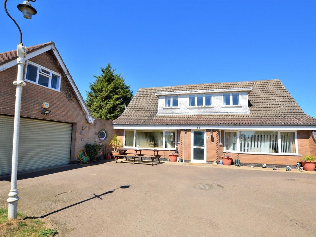 4 bed detached house for sale in Spring Cottage Farm, Cooks Lane