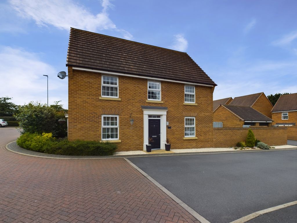 4 bed detached house for sale in Hillcrest Drive, Branton, Doncaster