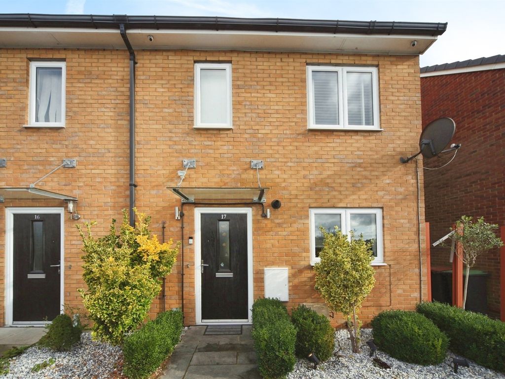3 bed semidetached house for sale in Farley Meadows, Luton LU1, £