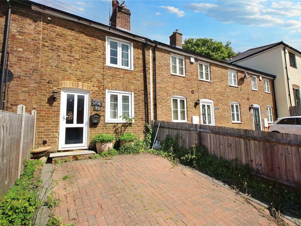 2 bed terraced house for sale in Chapel Street, Old Town, Hemel