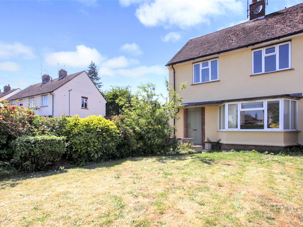 2 bed to rent in Eastleigh Road, Devizes, Wiltshire SN10