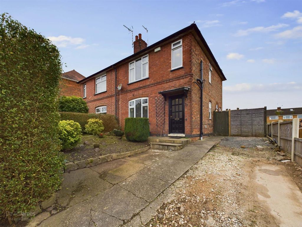 3 bed semidetached house for sale in Ramsdale Road, Carlton