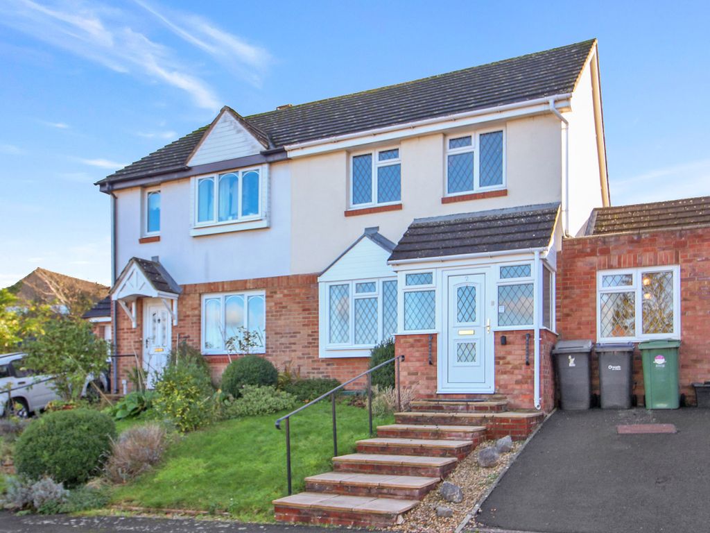 3 bed semidetached house for sale in Hillside Park, Westbury BA13, £