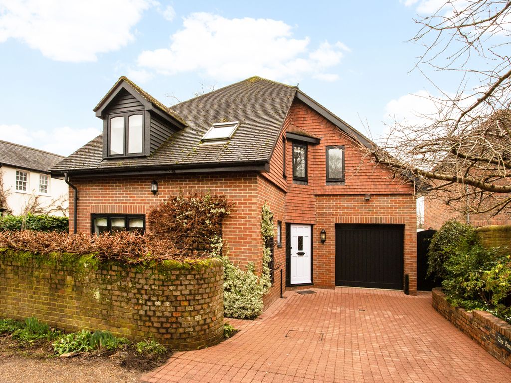 3 bed detached house for sale in Orchard House Lane, Holywell Hill, St. Albans AL1, £1,350,000