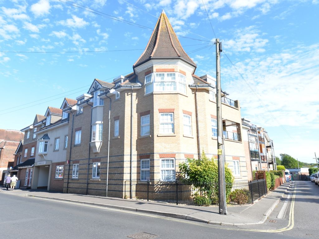 2 bed flat for sale in Whitefield Road, New Milton BH25 Zoopla