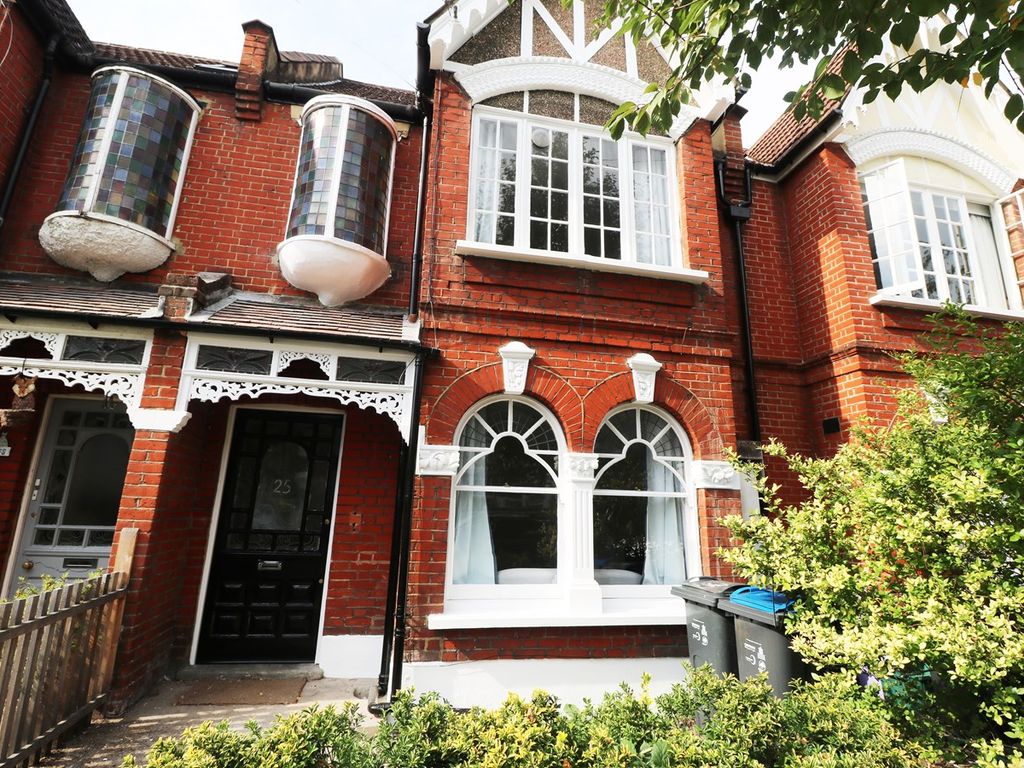4 bed terraced house to rent in Richmond Avenue, Wimbledon, London SW20