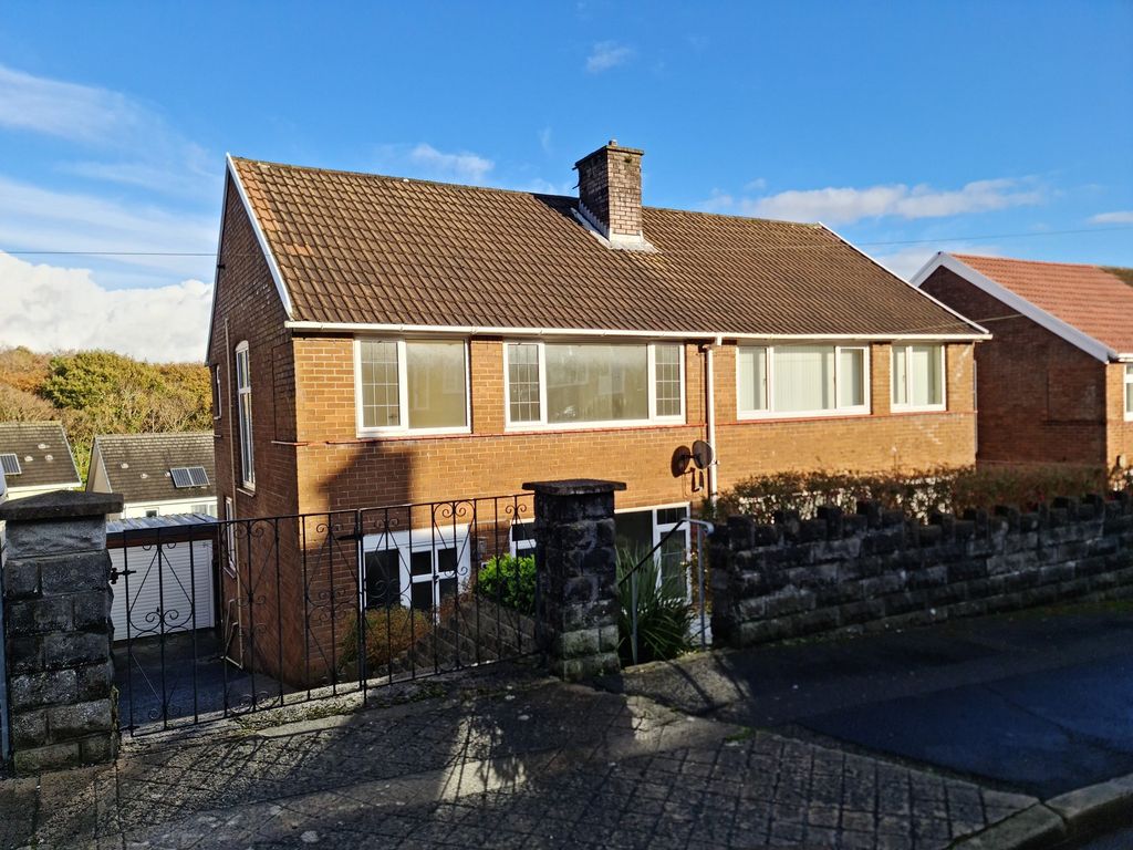 3 bed semidetached house for sale in Cwmgelli Close, Treboeth, Swansea