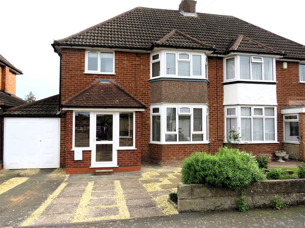 3 bed semidetached house for sale in Blandford Avenue, Castle Bromwich