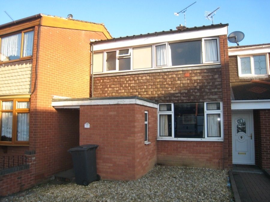 3 bed property to rent in Abbey View, Polesworth, Tamworth B78, £895