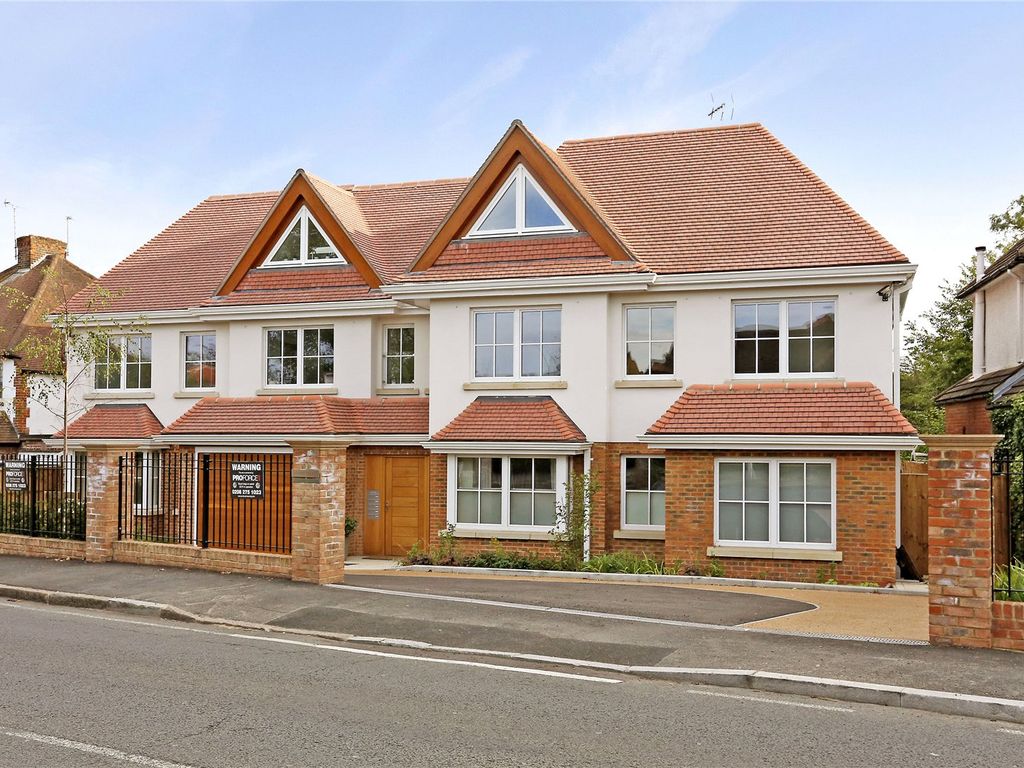 2 bed flat to rent in Totteridge Lane, London N20, £2,350 pcm Zoopla