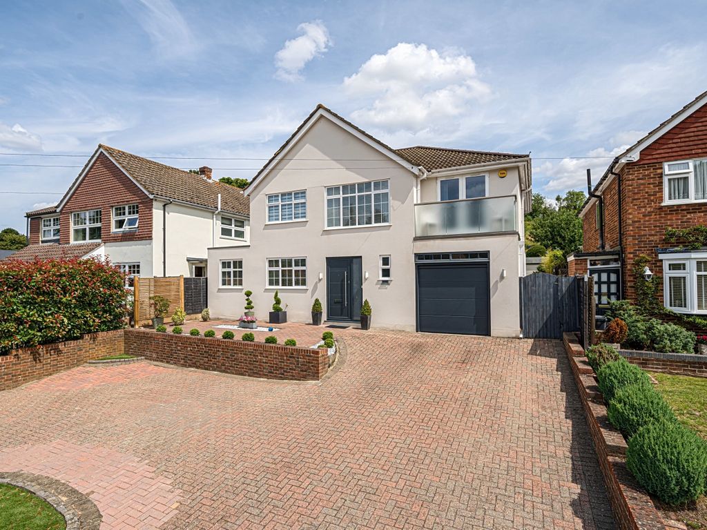 5 bed detached house for sale in Rushmore Hill, Pratts Bottom