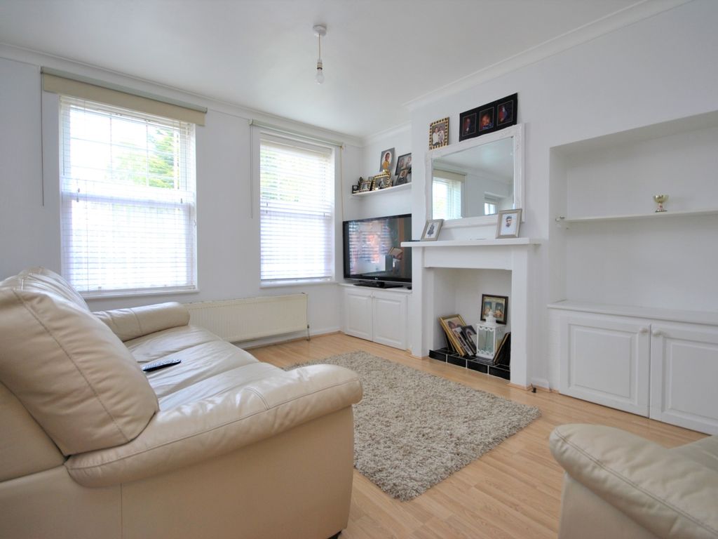 Room to rent in Beaconsfield Road, London SE9 Zoopla