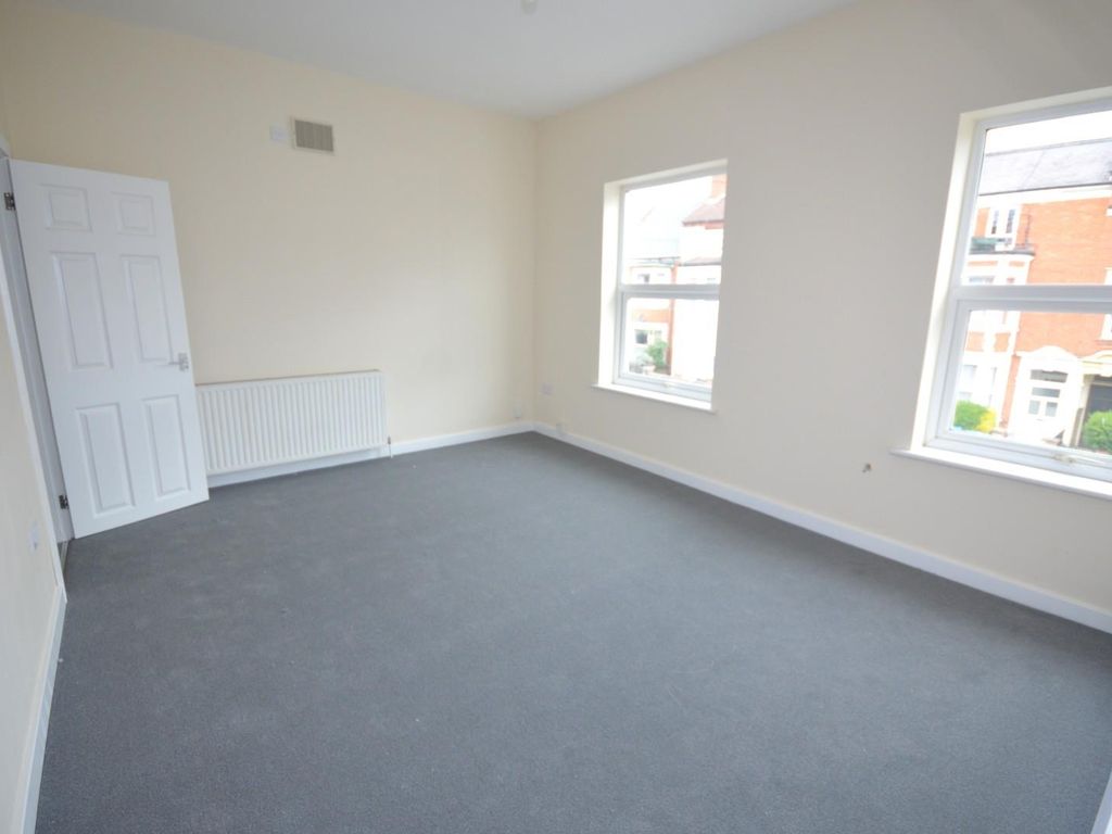 2 bed flat to rent in Harlestone Road, Northampton NN5 Zoopla