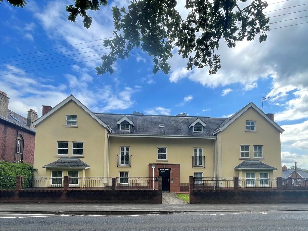 1 bed flat for sale in Stratford Road, Stroud, Gloucestershire GL5 Zoopla