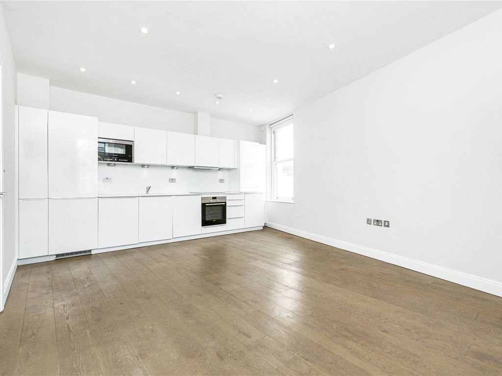 2 bed flat for sale in Chelsea Walk, 292294 Fulham Road, Chelsea