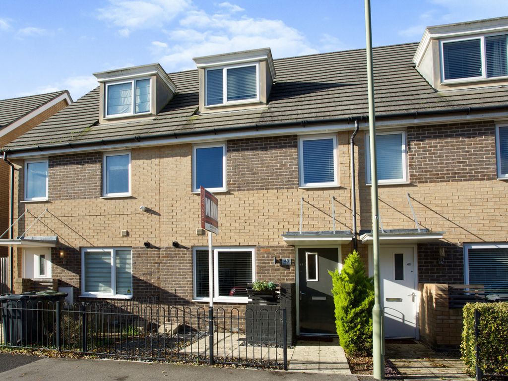 4 bed terraced house for sale in Blanchard Avenue, Alver Village