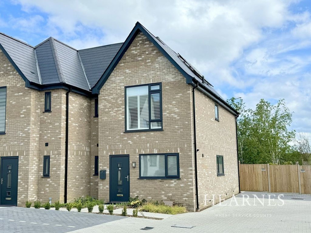 3 bed semidetached house for sale in Upton Oak Gardens, Hamworthy