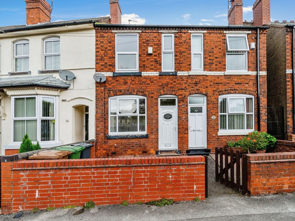 2 bed terraced house for sale in Gipsy Lane, Willenhall WV13, £150,000
