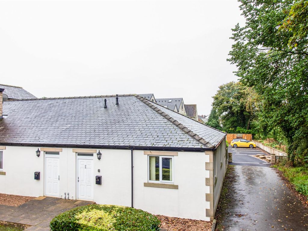 2 bed flat for sale in Sandy Park Grove, Stanley, Wakefield WF3, £