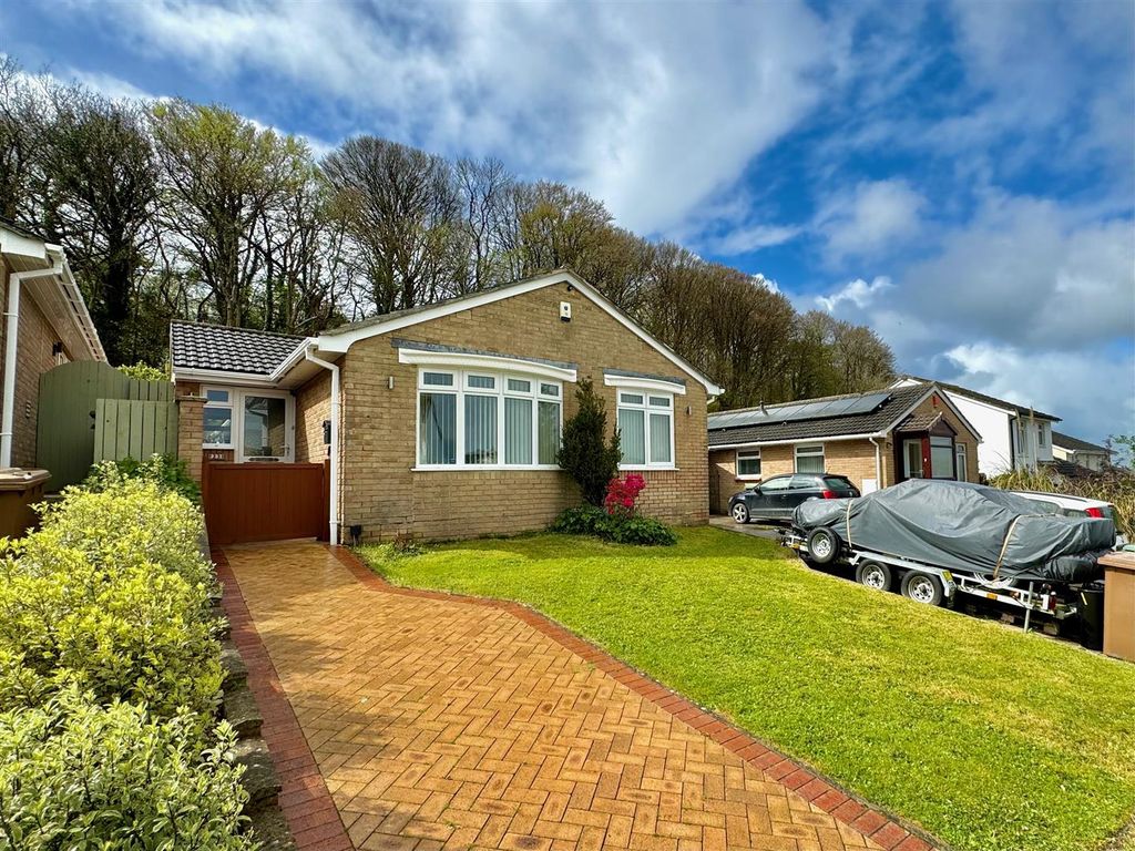 4 bed detached bungalow for sale in Reddicliff Close, Plymstock