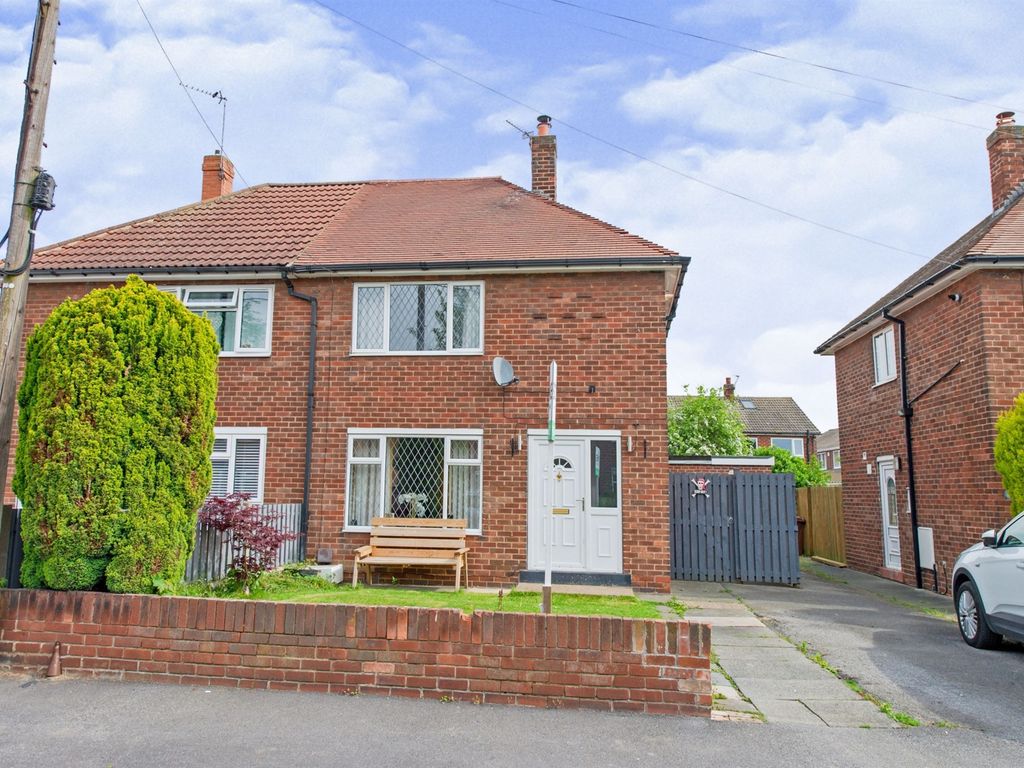 2 bed semidetached house for sale in Park Avenue, Allerton Bywater, Castleford WF10 Zoopla