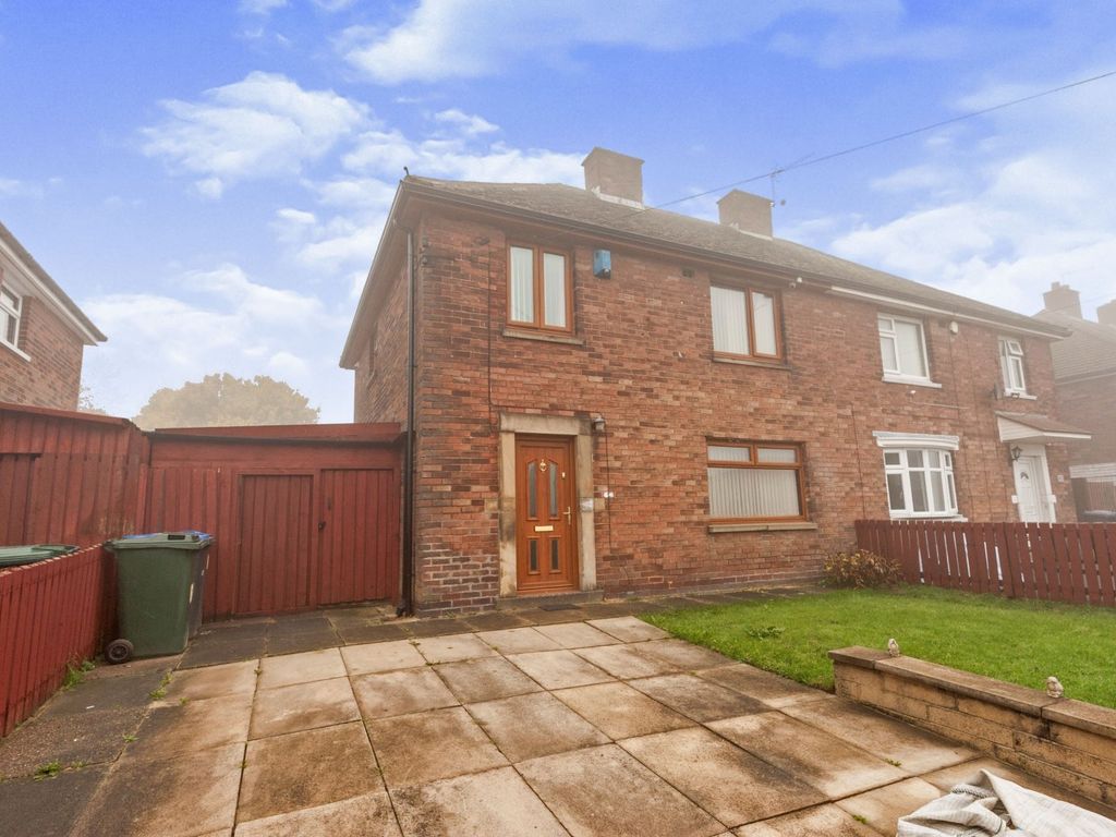 3 bed semidetached house for sale in Reevy Crescent, Bradford, West