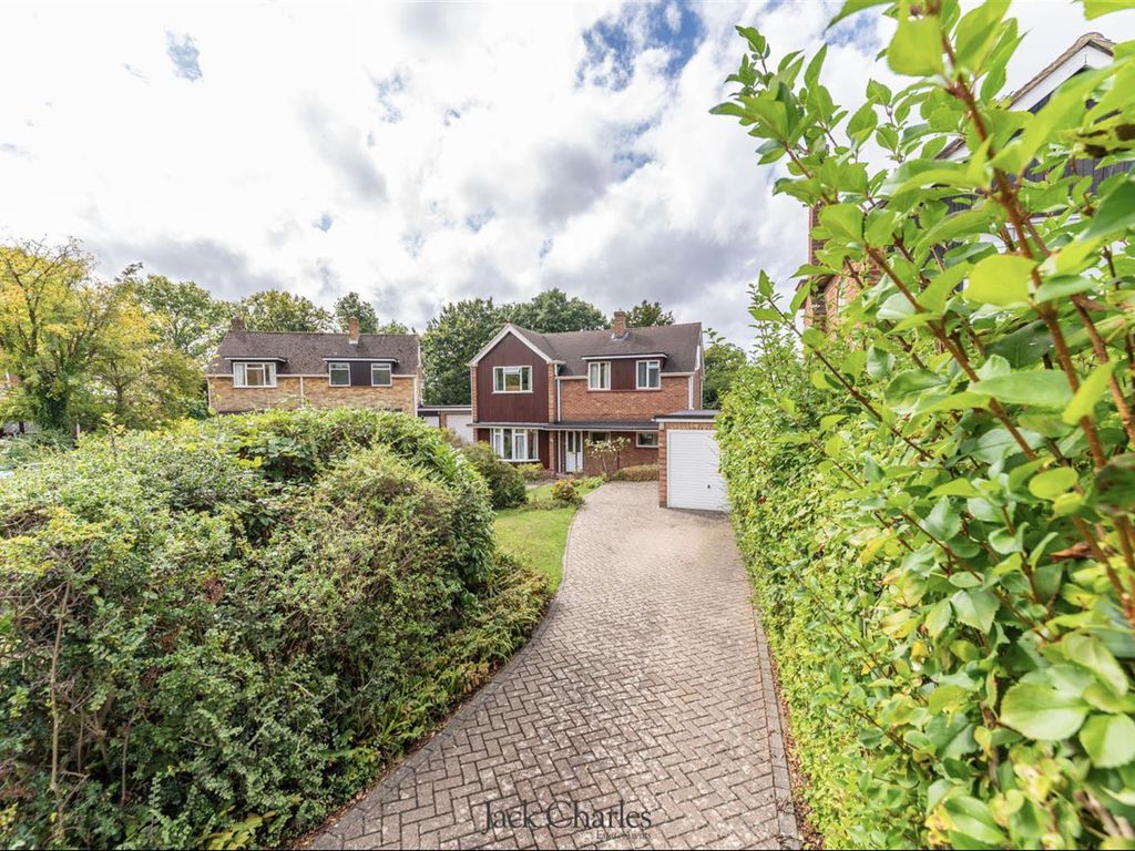 3 bed detached house for sale in Hardinge Avenue, Tunbridge Wells TN4