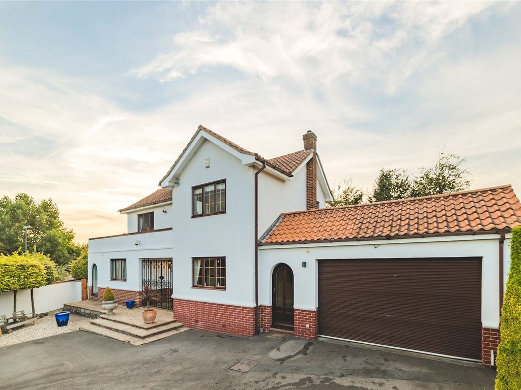 Roman Crescent, Old Town, Swindon SN1  