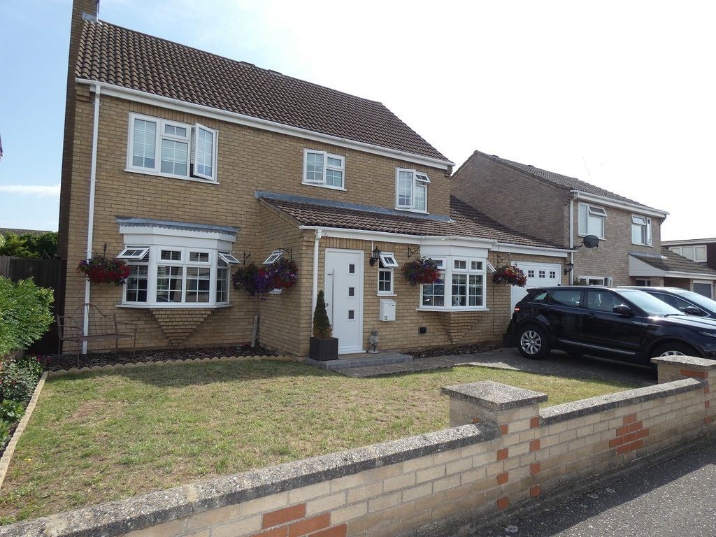 4 bed detached house for sale in Grenville Way, Thetford IP24 Zoopla