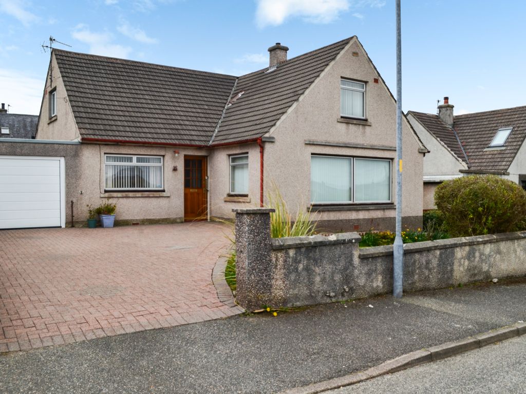6 bed detached house for sale in Barony Square, Stornoway HS1, £185,000