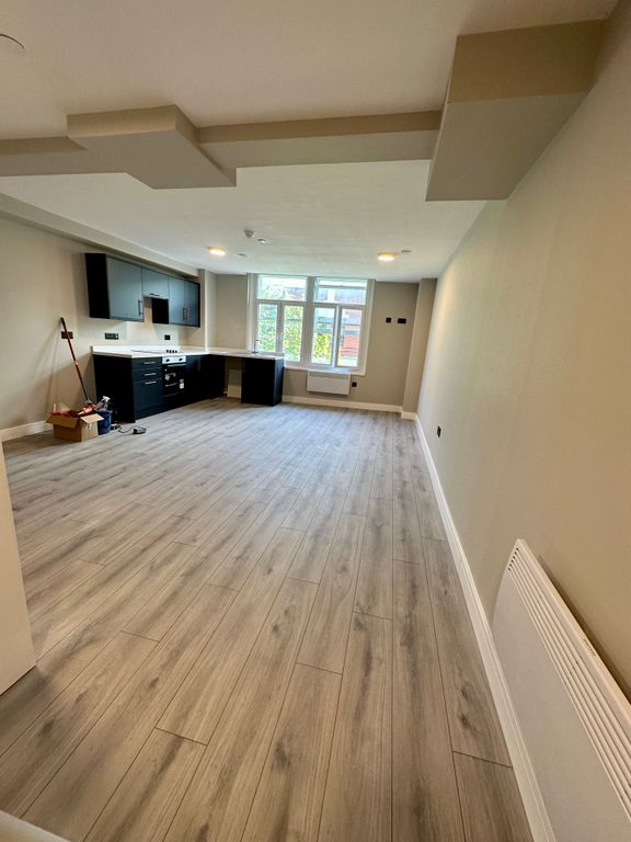 1 bed flat to rent in High Street, City Centre, Leicester LE1, £775 pcm