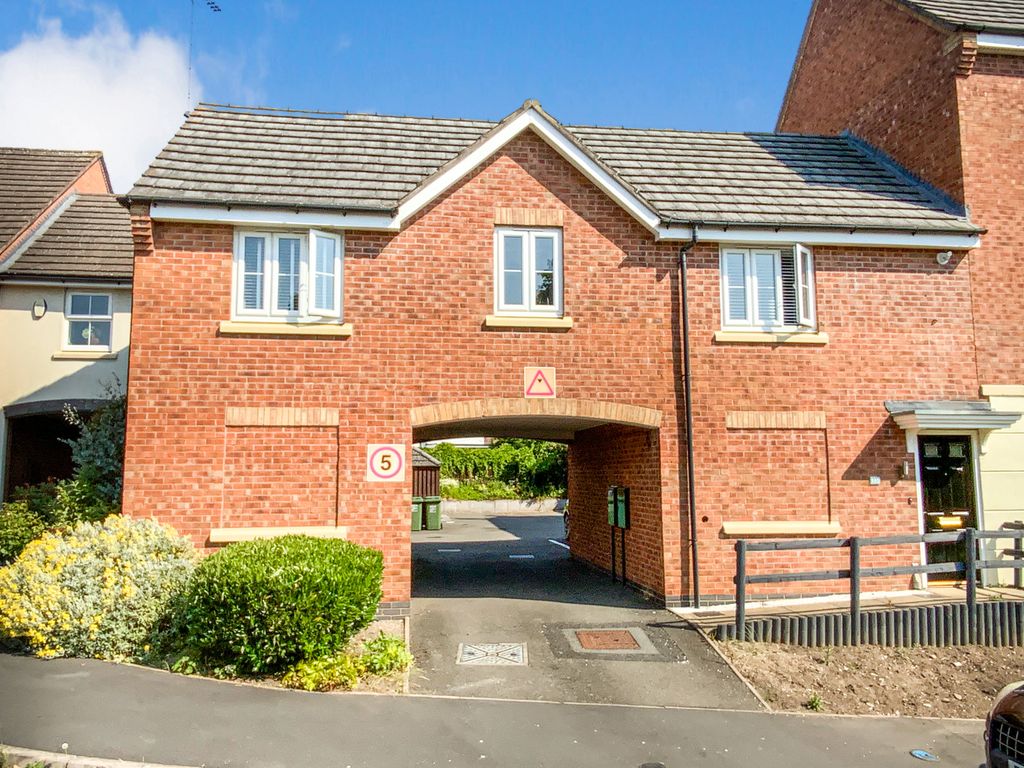 2 bed flat for sale in Close, Redditch B98 Zoopla