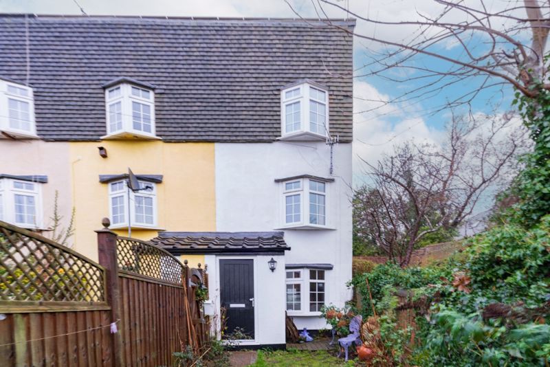 2 bed terraced house for sale in Inkerman Terrace, Chesham HP5 Zoopla