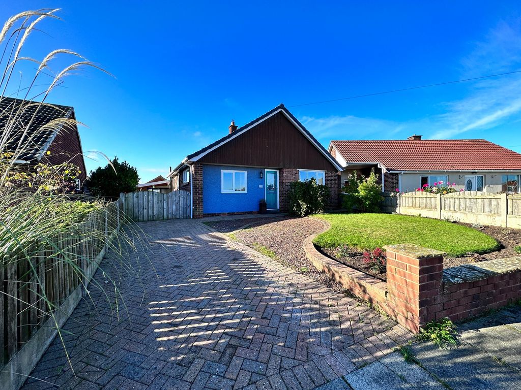 4 bed detached house for sale in Highwood Crescent, Carlisle CA1, £