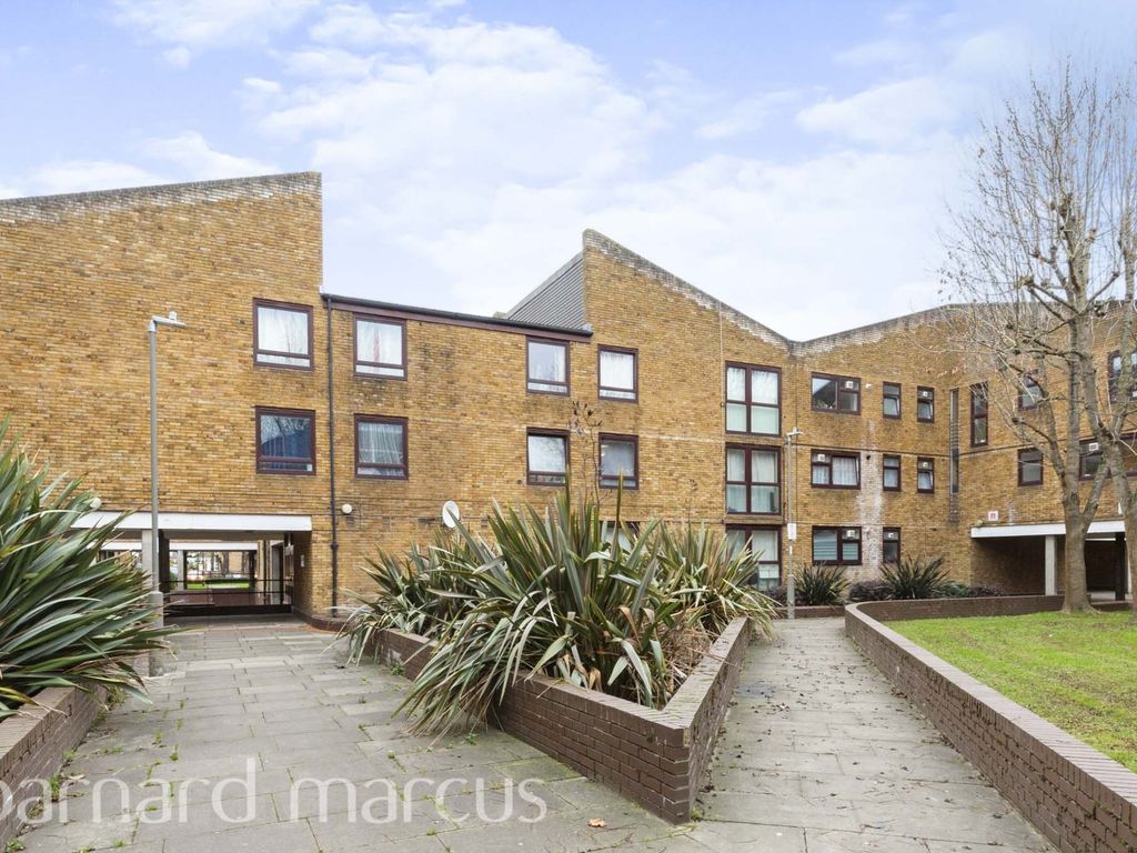 Siward Road, London SW17  