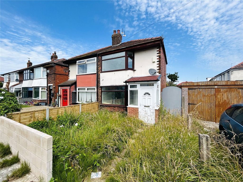 2 bed semidetached house for sale in Sunningdale Avenue, Blackpool