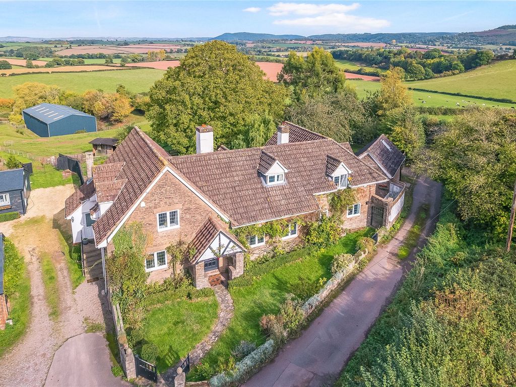 6 bed cottage for sale in Whitchurch, RossOnWye, Herefordshire HR9