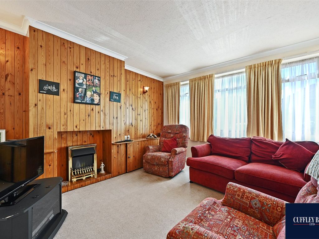 3 bed semidetached house for sale in Rydal Crescent, Perivale